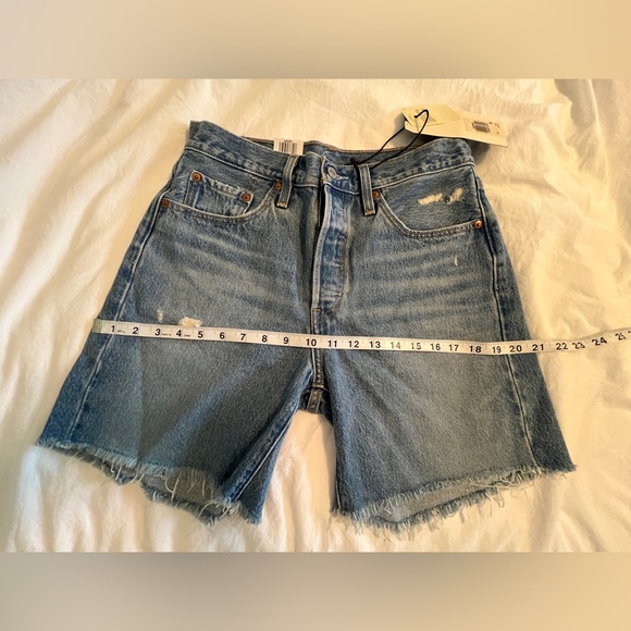 Levi’s Premium Mid Length 501 Jean Shorts - Picture 4 of 9